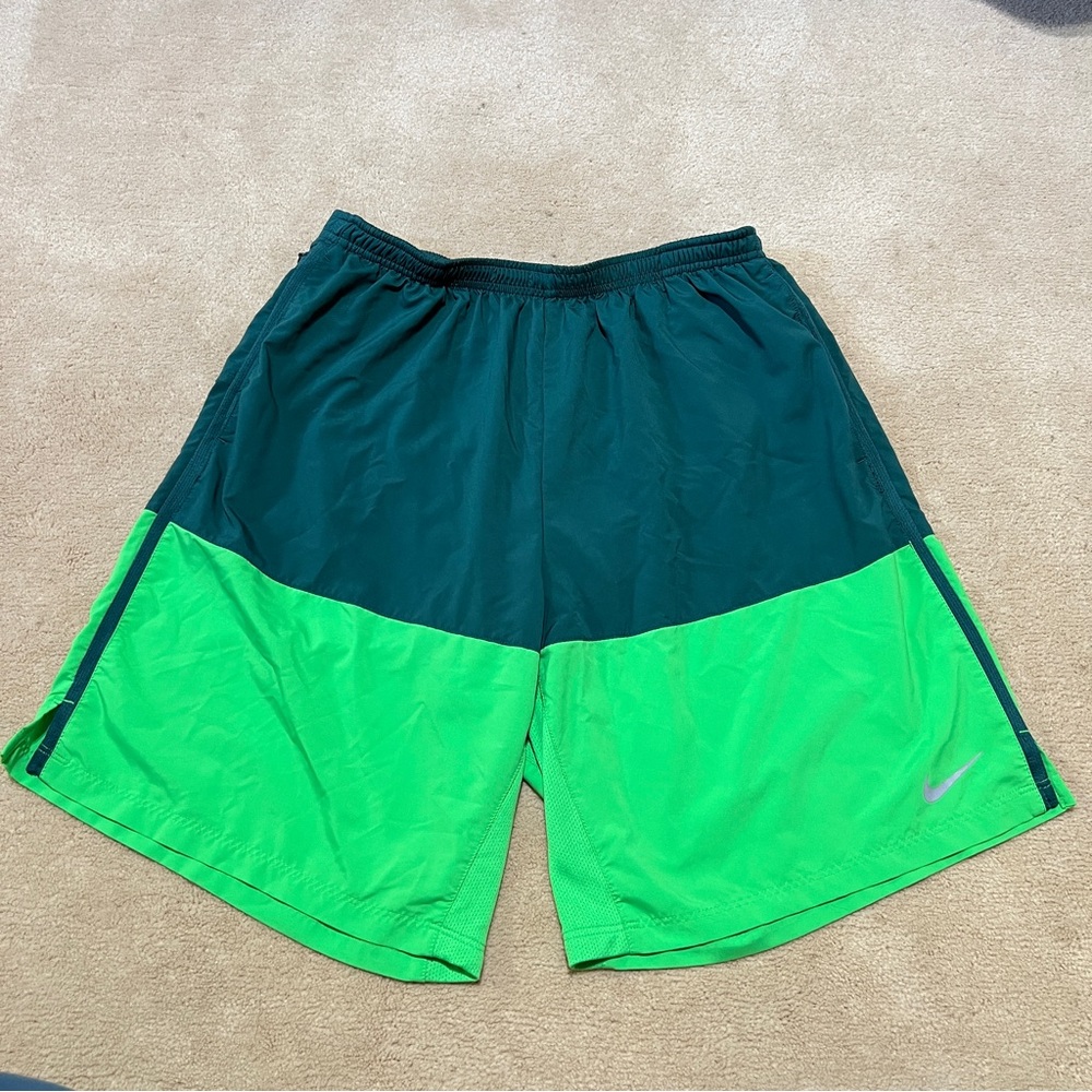 Nike Dri-Fit Shorts Men XL Training Hybrid Green Color Block lined